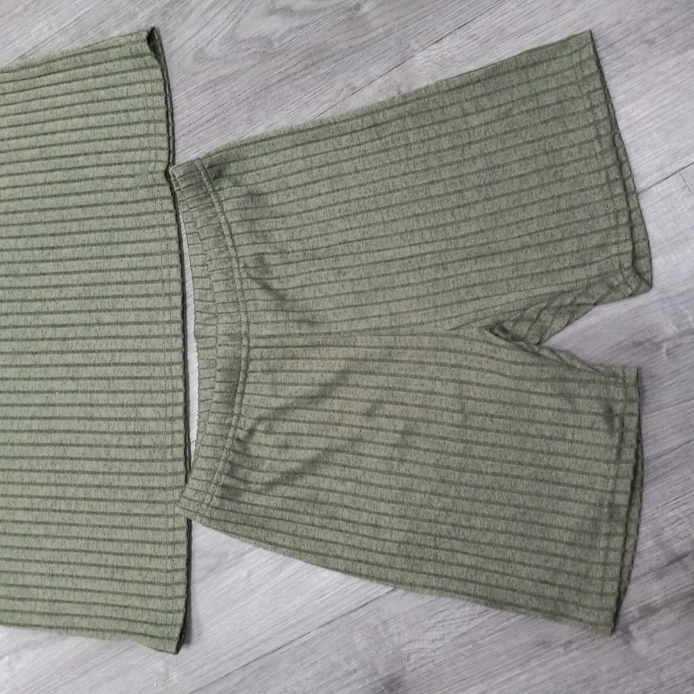 2pc Short Set... - Picture 6 of 7